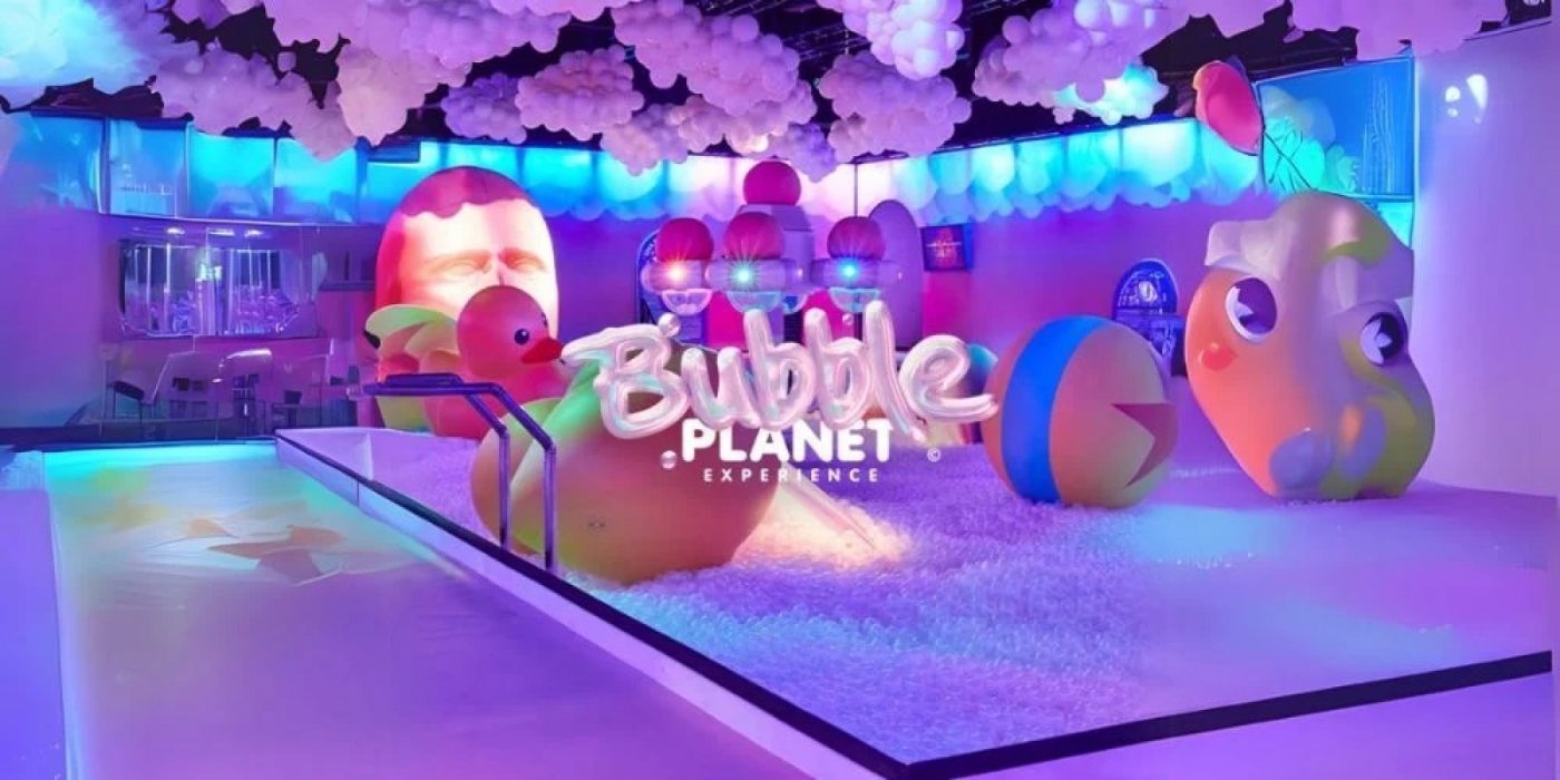 Bubble Planet: An Immersive Experience