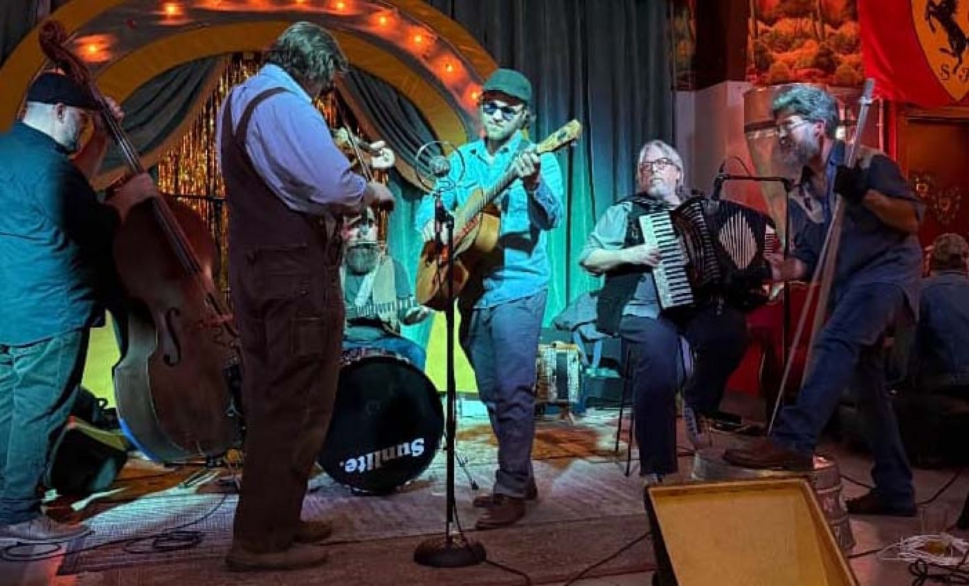 Red Legged Frog Productions Presents the Sawtooth Troubadours