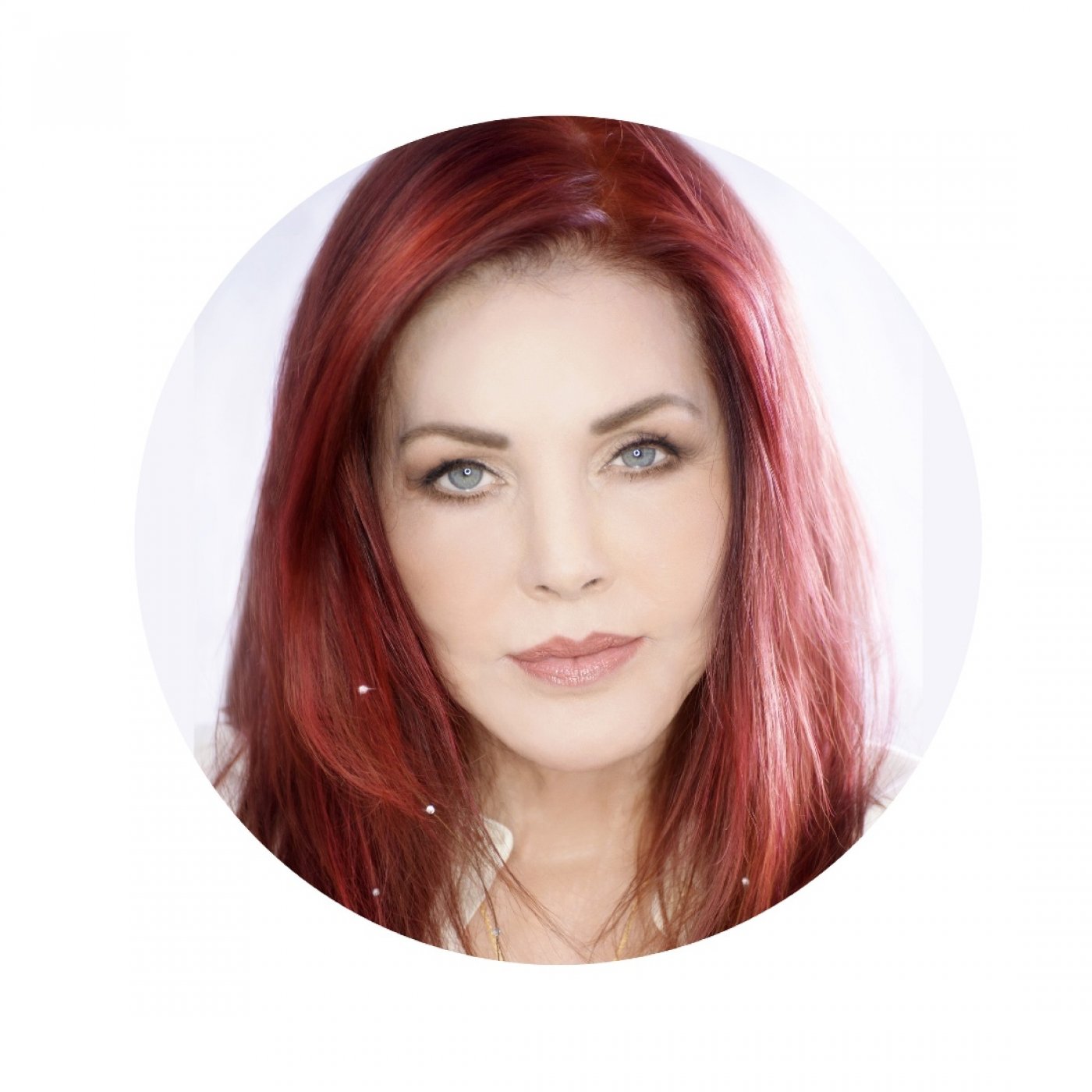 Priscilla Presley Live