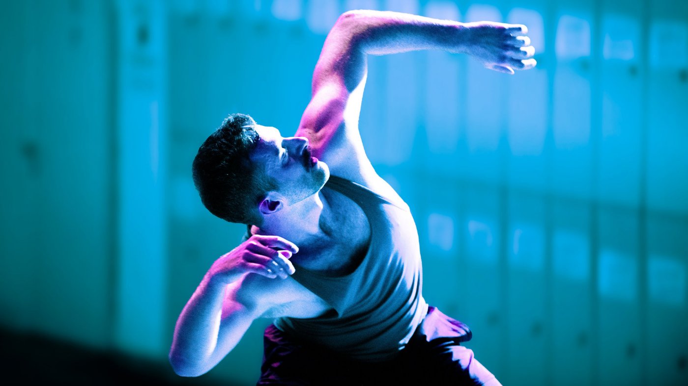 Dance performance in the exhibition "Digital by Nature. The Art of Miguel Chevalier"