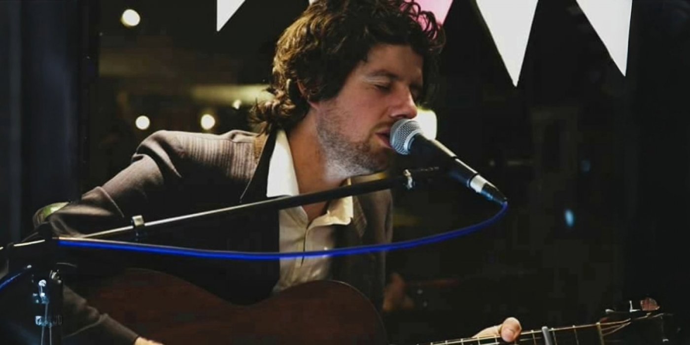 Live in the Lounge | Ryan Jones