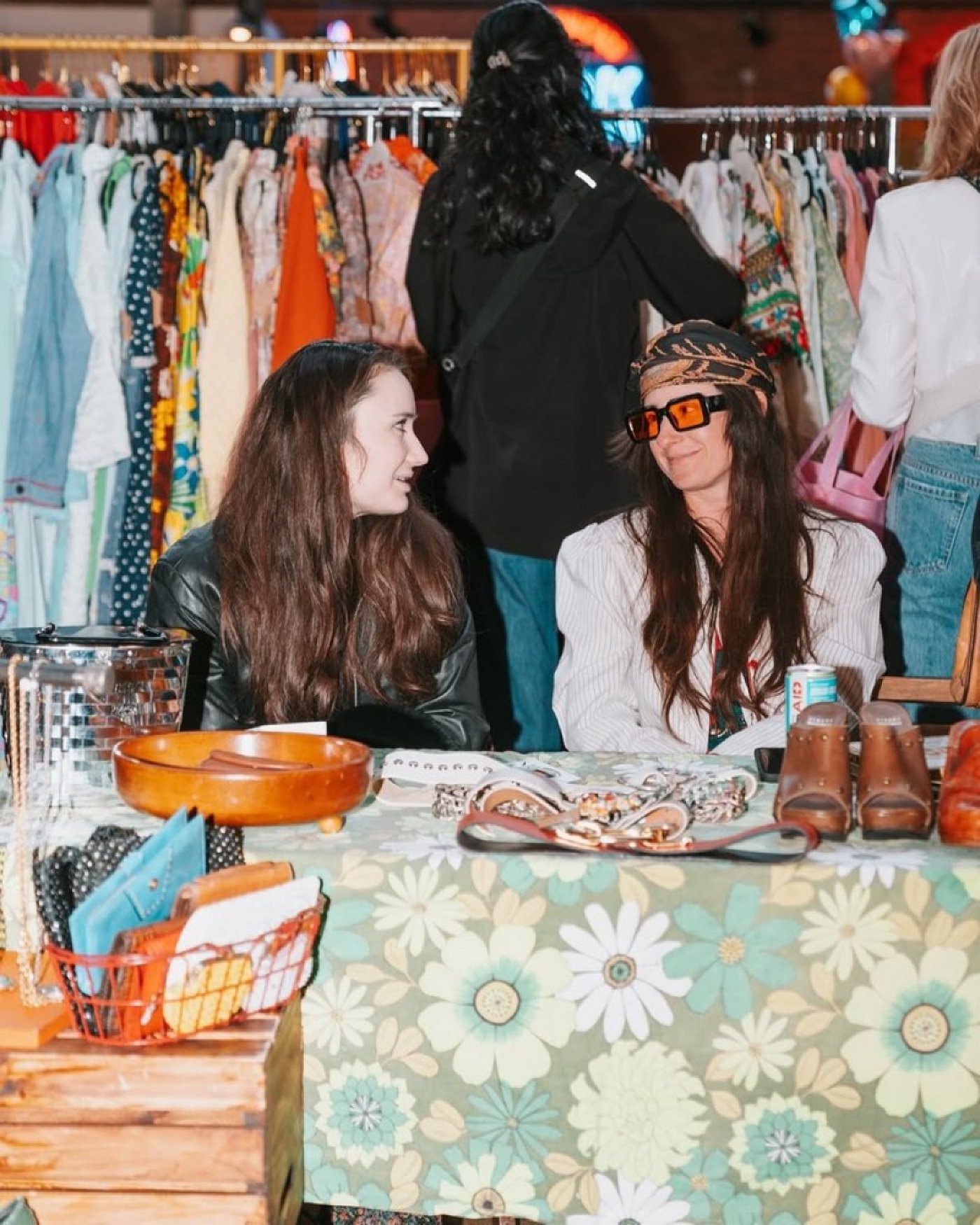 Modern Vintage Chicago \u2013 One-Day Vintage Shopping Extravaganza