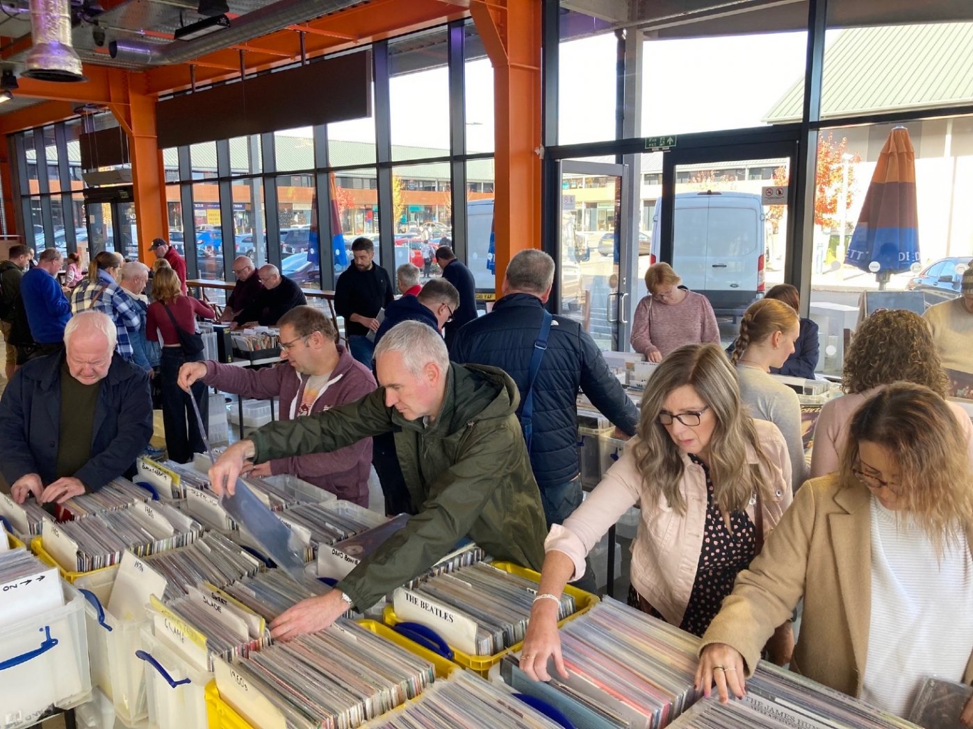 The Batch House Record Fair Chesterfield, S41 8JY Sunday 26 October 10am-2pm FREE entry.