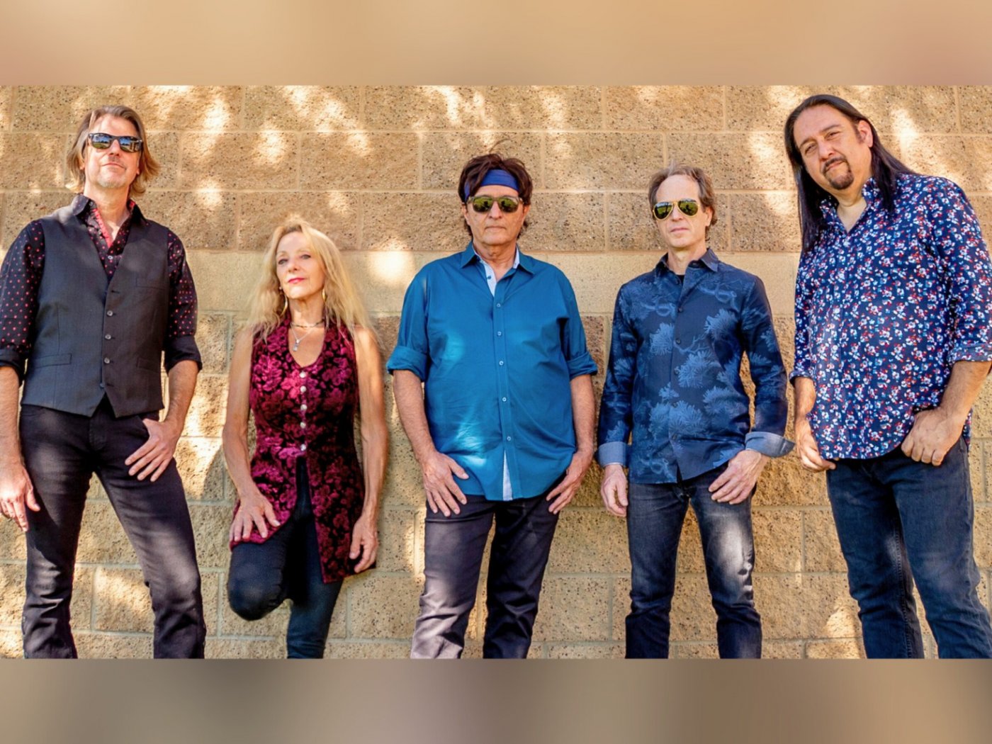 Ardeshir Farah featuring Incendio