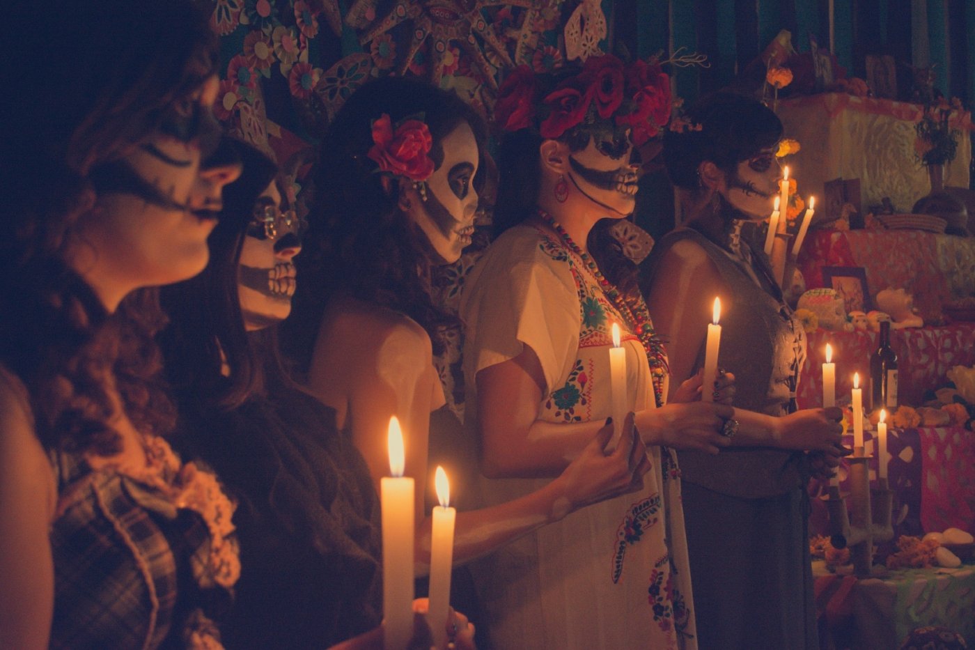 Yoga theme class: D\u00eda de los Muertos