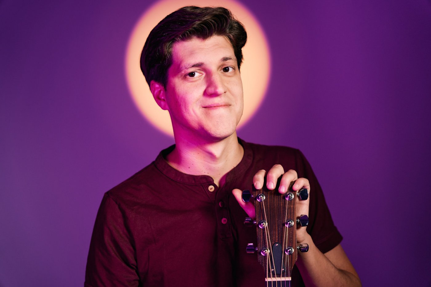 Duisburg-Premiere: Liedermacher FALK "Unversch\u00e4mt" (Musikkabarett)