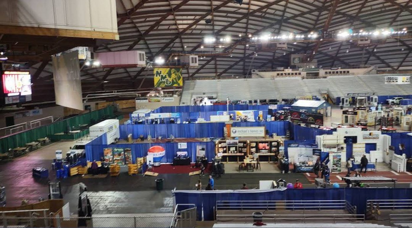 Winter Kickoff Market 2026