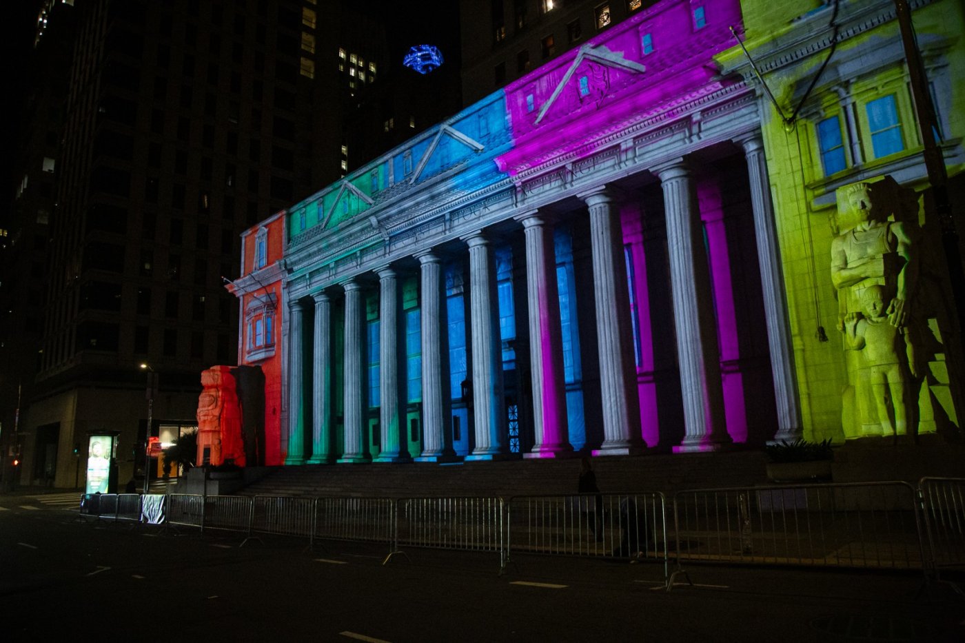 Celebrate the Holiday Season with the Downtown SF Partnership\u2019s Fifth Annual Let\u2019s Glow SF