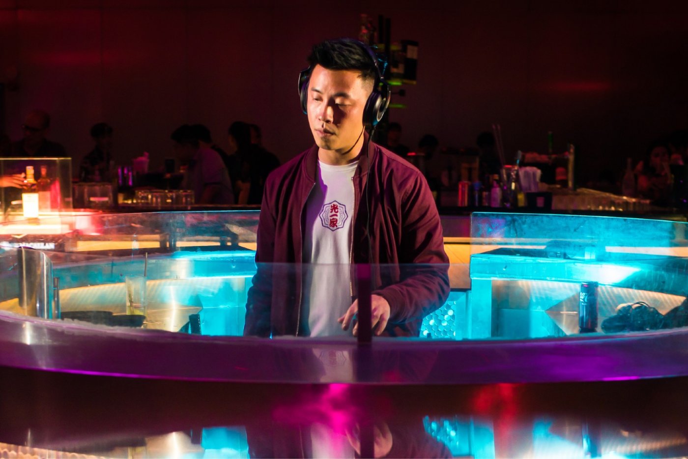 W Singapore\u2014Sentosa Cove presents: Sound Wave featuring Victor Trixter