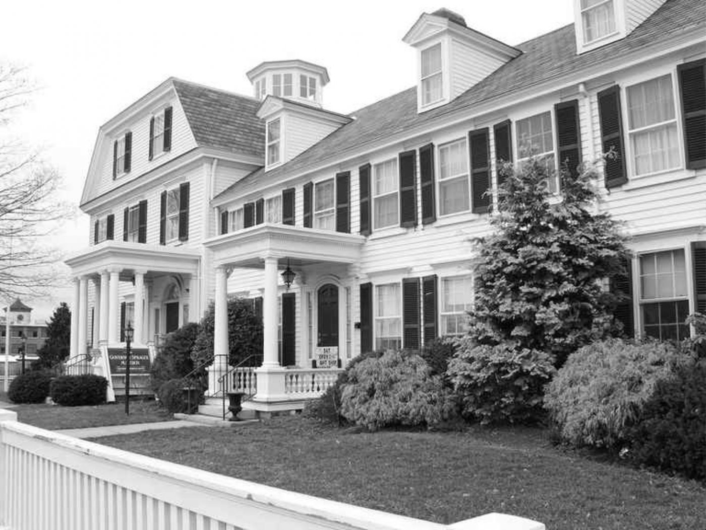 Dec. 7 Holiday Open Houses at Gov. Sprague Mansion & Joy Homestead