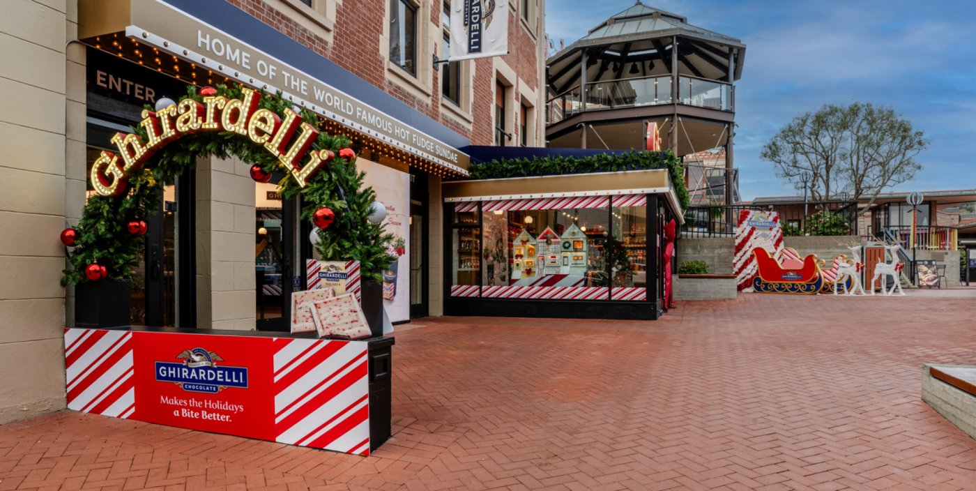 Ghirardelli Peppermint Bark Day at Ghirardelli Square (Free Holiday Event)