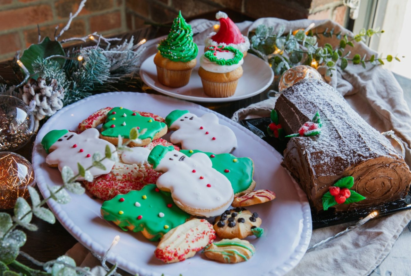 Chompie\u2019s Announces Merry and Bright Holiday Night DEC. 16 