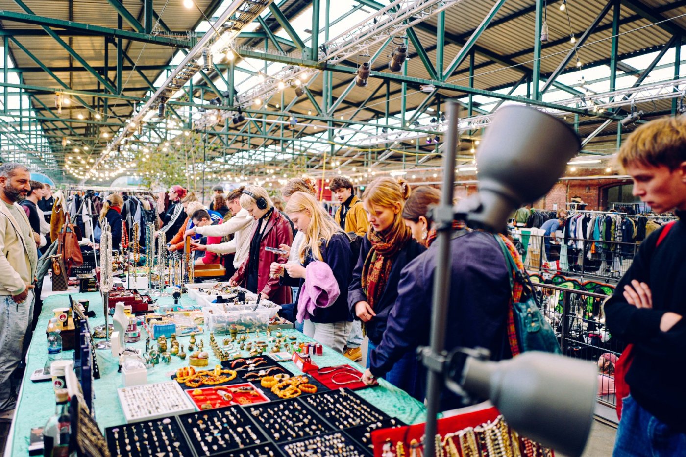 Nachtflohmarkt in der Gleishalle